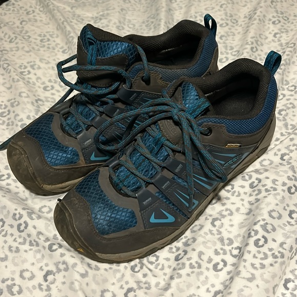 Keen Shoes - Keen Blue & Gray Hiking Shoes - 9.5